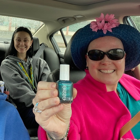 Meet Your Posher Kay - Picture 7 of 16